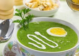 Sopa cremosa com dieta protéica