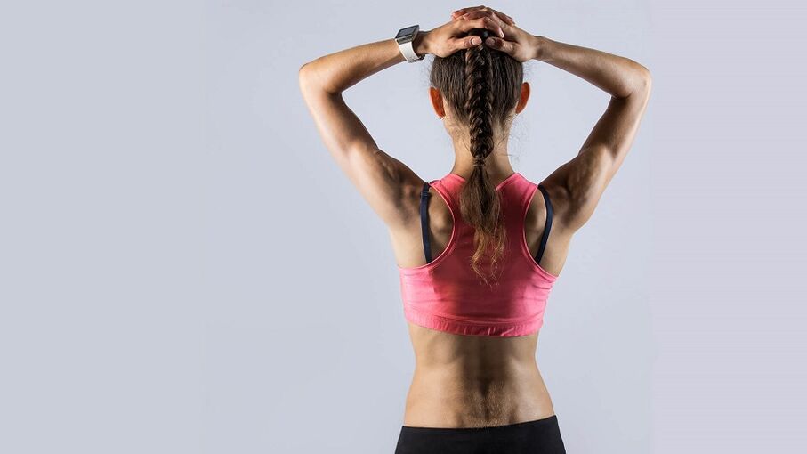 Corpo magro após exercícios para perder peso